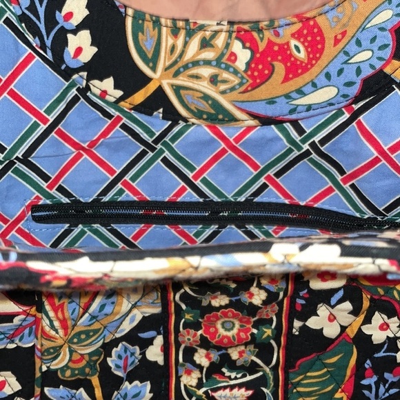 Vera Bradley Retired Side by Side bag in Versailles Print - Picture 4 of 9